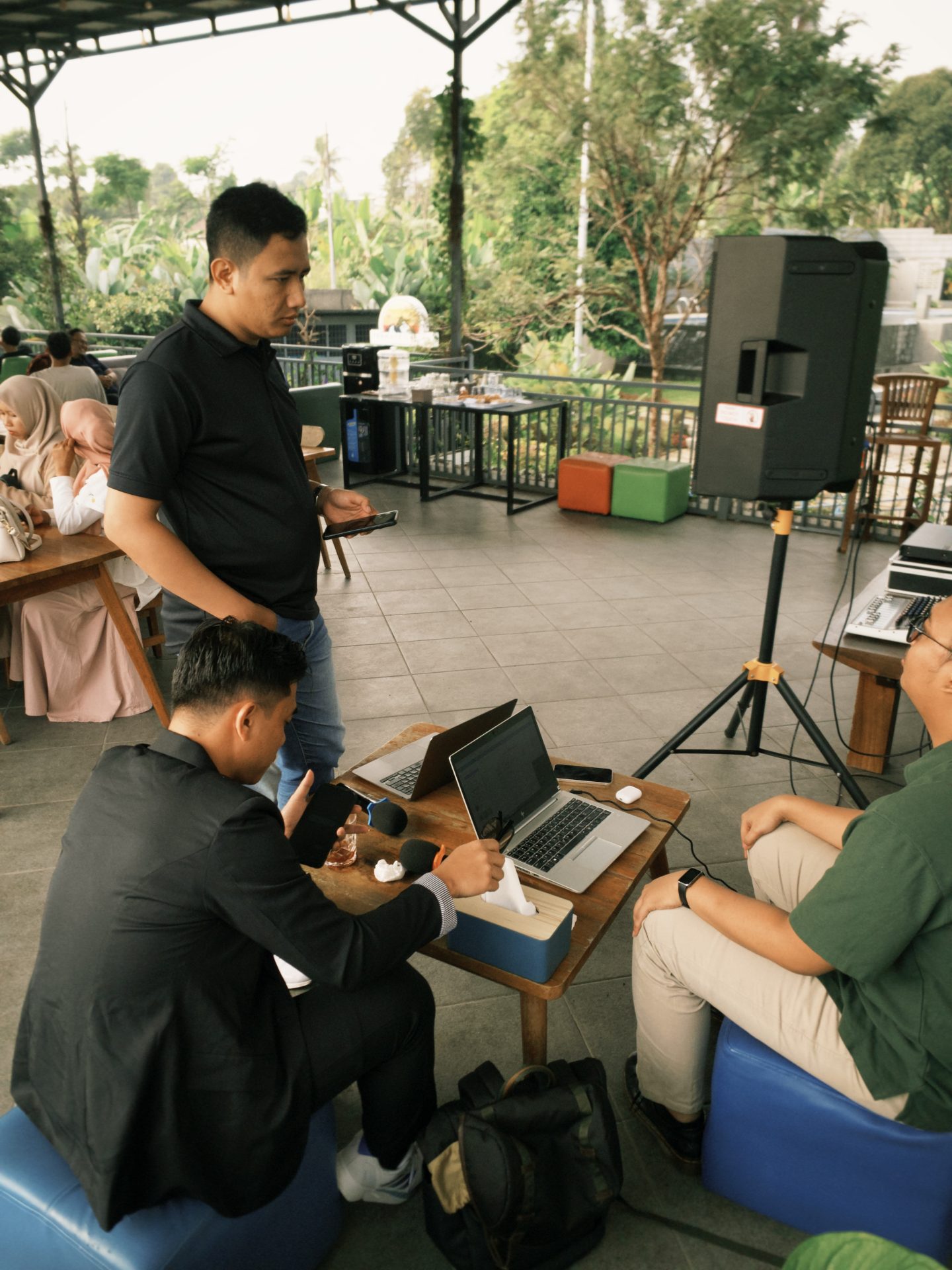Gathering Sekelikmedia "together we grow"